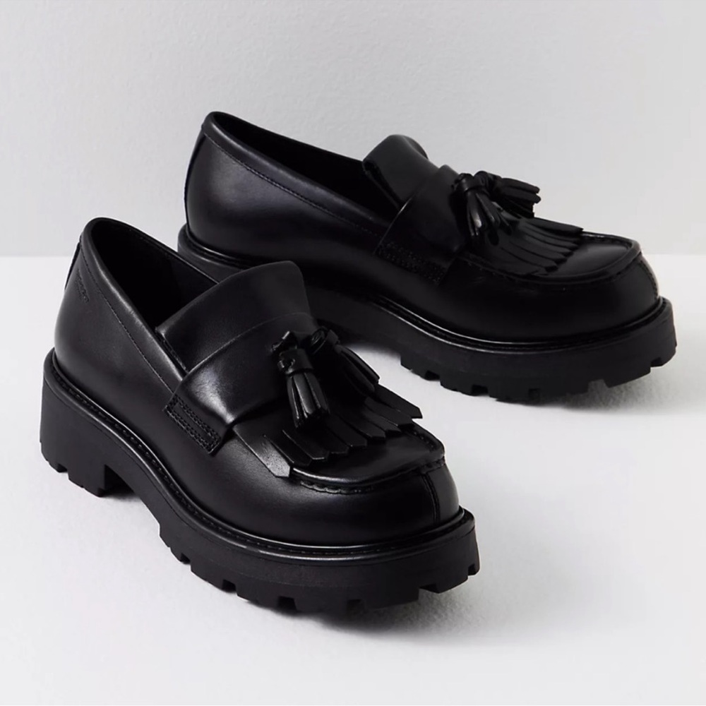 Vagabond Cosmo 2.0 Platform Tassel Loafer